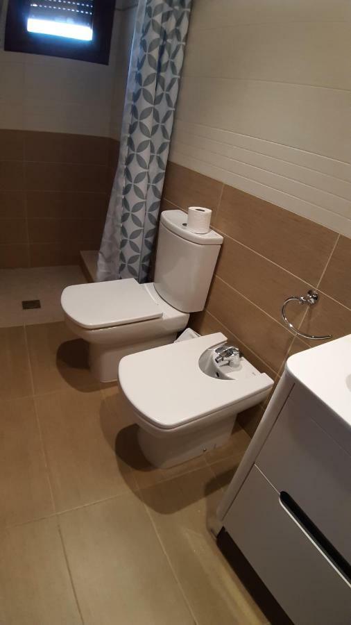 Apartaments Julia 포블라데세구아 외부 사진