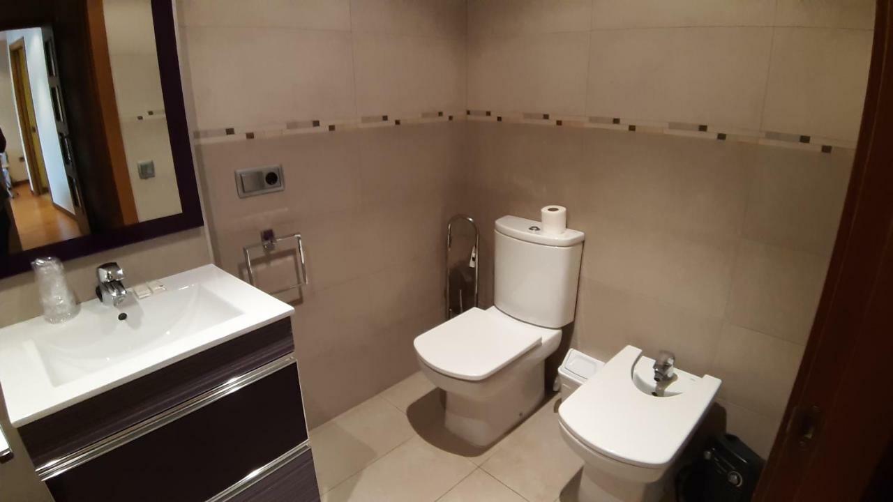Apartaments Julia 포블라데세구아 외부 사진